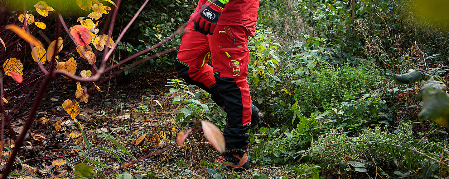 Arborist Essentials: How Chainsaw Trousers Can Protect You from Dangerous Cuts
