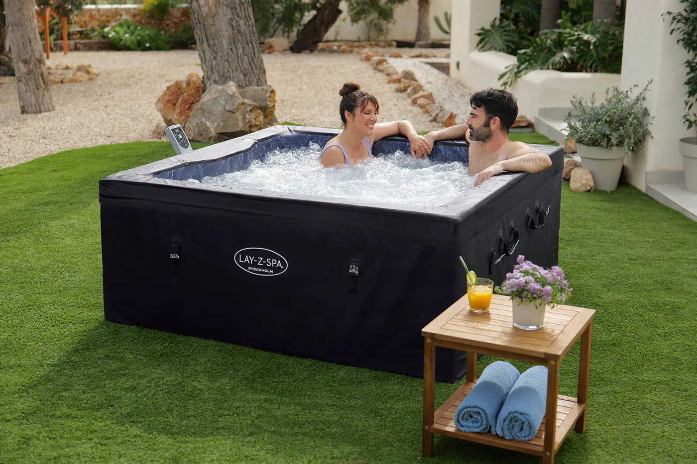 Introducing the Stockholm Airjet™ foam hot tub