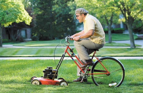 6 Hilarious Lawn Mower Fails