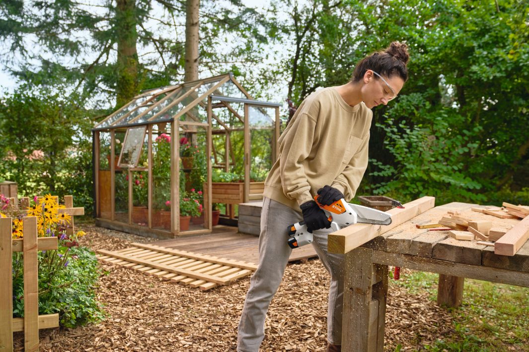 Stihl GTA 30 Cordless Pruner - AS System