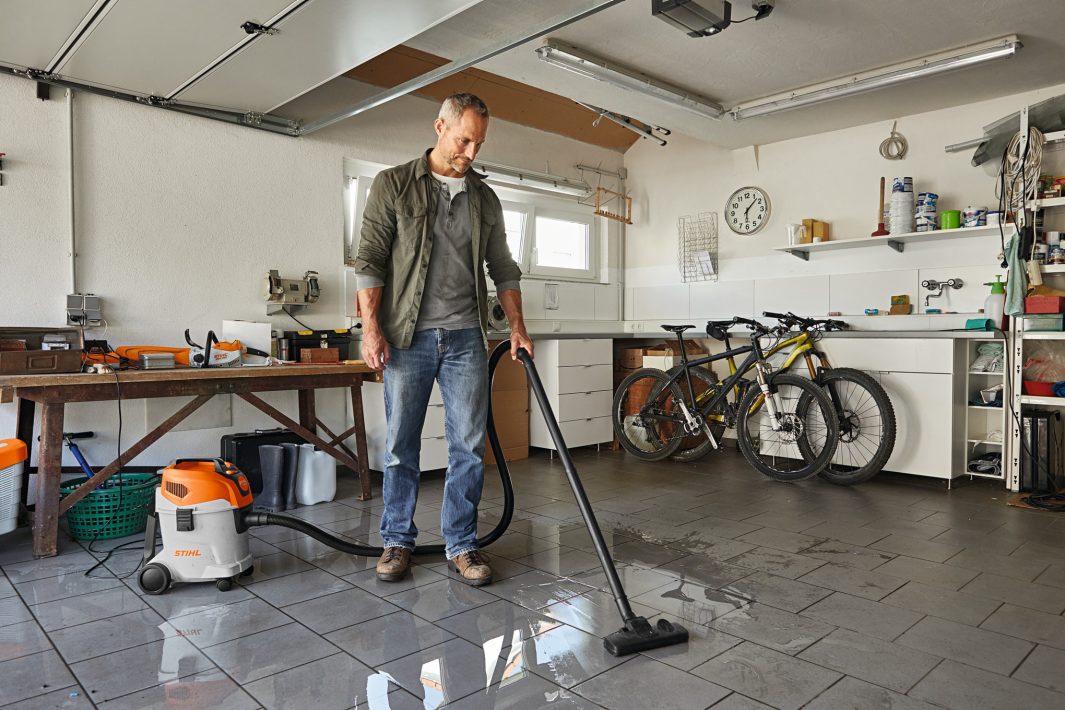 Stihl SE 33 Electric Vacuum Cleaner