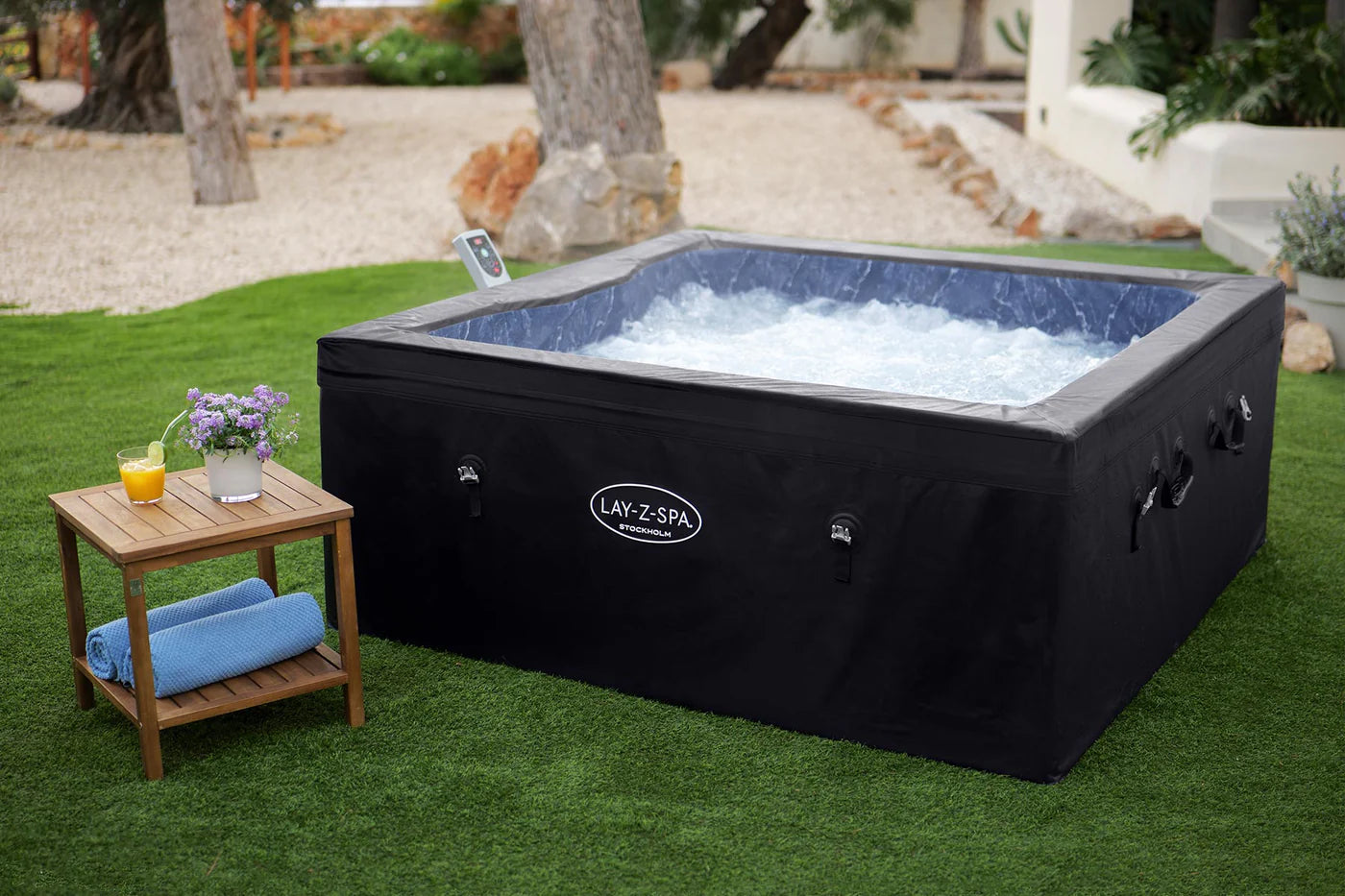 Lay-Z-Spa Stockholm AirJet™ Hot Tub